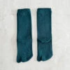 Luminous Silk Tabi Crew Length Socks / Dark Green - Yu-ito
