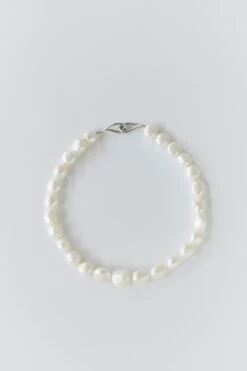 ELIZABETH - BAROQUE PEARL COLLAR / Silver - Margaret SMITH