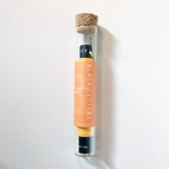 String Incense / Spicy Agarwood - BLACK LETTERS