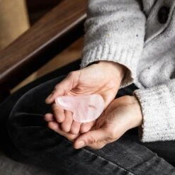 Kassa (Gua Sha) - Heart / Black Obisidian - (ki:ts) -Ki:ts Shop IMG 9603