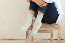 Organic Cotton Five Finger Border Socks Vegetable Dyeing / Lilac - Yu-ito 11 Organic Cotton Five Finger Border Socks Vegetable Dyeing / Lilac - Yu-ito -Ki:ts Shop No.14017 H900 540fdecc 7011 49dd 907e aeff3d7bcfcf