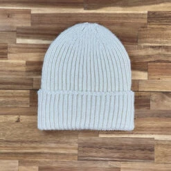 Baby Alpaca Ribbed Beanie / Ecru - Yu-ito