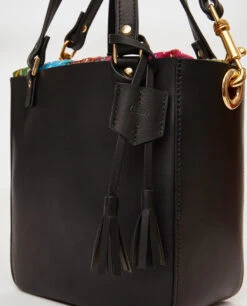 SQ Hand Bag With Pouch / Black - (ki:ts) -Ki:ts Shop image 2254fd5b 960d 4e93 8bbe e0e37e0412b0