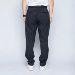 Tapered Cropped Trousers / Dark Navy - (ki:ts) X WWS -Ki:ts Shop image 2b625c87 d679 4386 b22c 2846a234290e