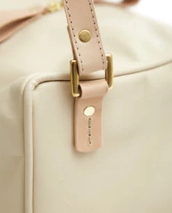 Cube Bag Soft - M / Cafe Latte - (ki:ts) -Ki:ts Shop image 8a78d819 e426 4b9c 910e 5e6763ee1d0c