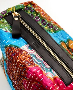 SQ Hand Bag With Pouch / Black - (ki:ts) -Ki:ts Shop image 99bf3501 2f5b 40b2 a193 437048d0b4cc