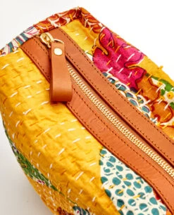 SQ Hand Bag With Pouch / Tan - (ki:ts) -Ki:ts Shop image e300039e cb39 4ebe 8b2f 4c2e42480a53