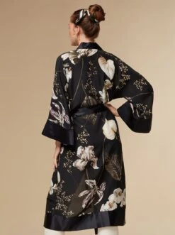 Alison - Black / Silk Kimono Robe - KAYLL -Ki:ts Shop kayllalisonlongsilkfloralprintedkimonoluxuryresortwearblack4