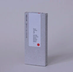 Washi Incense / No 5 (Red - Smoky Comfort) - KUNJUDO
